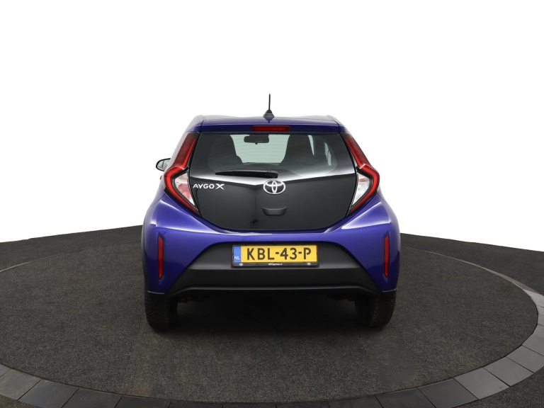 Toyota Aygo X - 1.0 VVT-i S-CVT Play 62