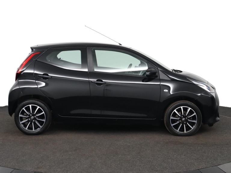 Toyota Aygo - 1.0 VVT-i x-play 6