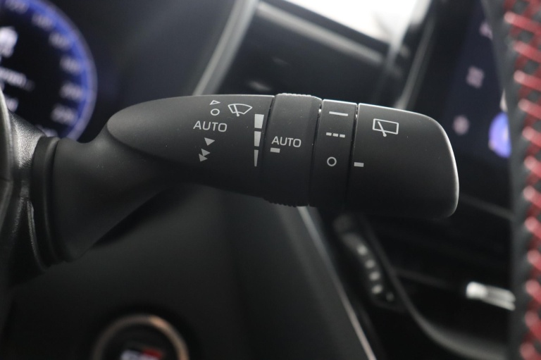 Toyota Corolla Touring Sports - Hybrid 200 GR Sport Plus 26