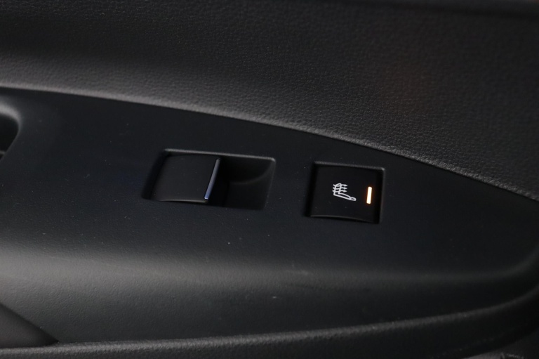 Toyota Corolla Touring Sports - Hybrid 200 GR Sport Plus 41