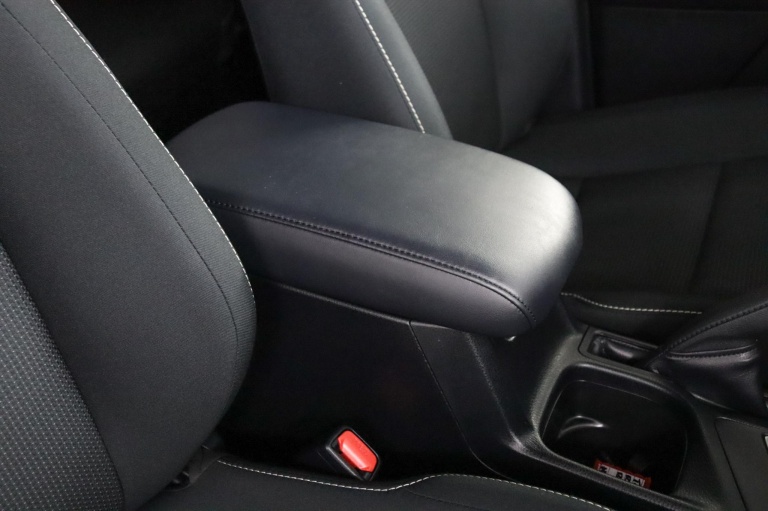 Toyota RAV4 - 2.5 Hybrid AWD Style 42