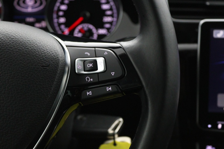 Volkswagen Golf - 1.2 TSI Business Edition 27