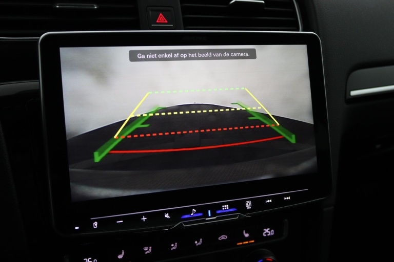 Volkswagen Golf - 1.2 TSI Business Edition 35