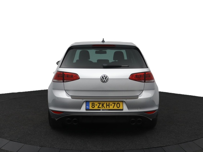 Volkswagen Golf - 1.2 TSI Business Edition