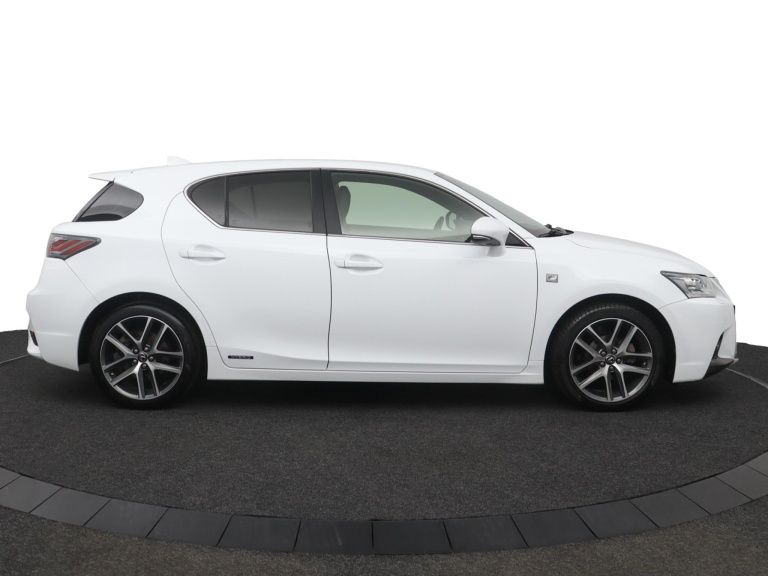 Lexus CT - 200h F Sport Line 13