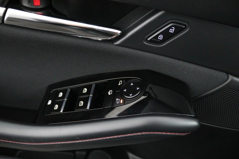 Mazda CX-30 - 2.0 e-SkyActiv-X M Hybrid Homura 27