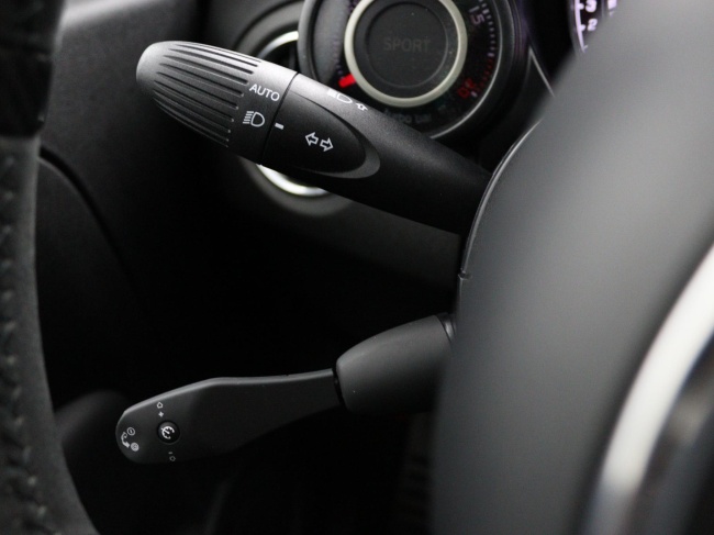 Fiat 500 - 1.4 T-Jet Abarth Competizione 70th Anniversary