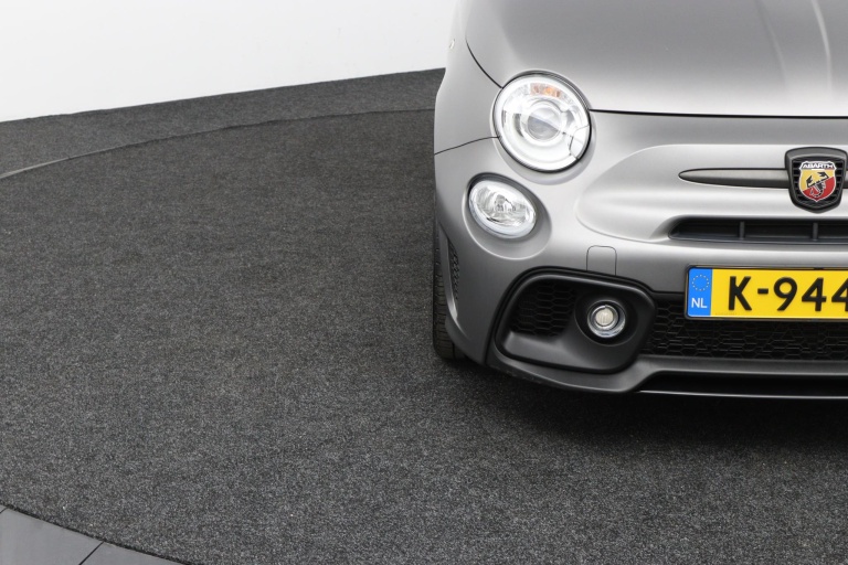 Fiat 500 - 1.4 T-Jet Abarth Competizione 70th Anniversary 29
