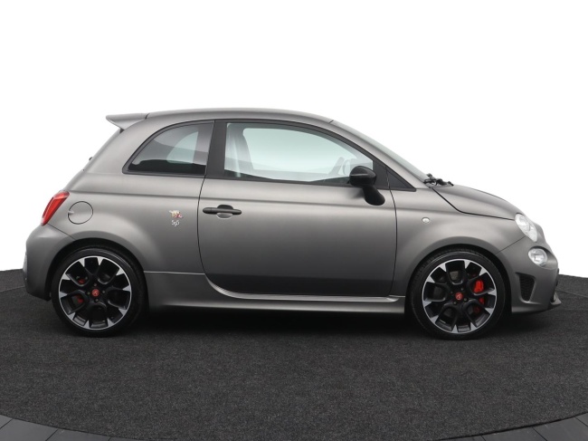 Fiat 500 C - 1.4 T-Jet Abarth Competizione 70th Anniversary