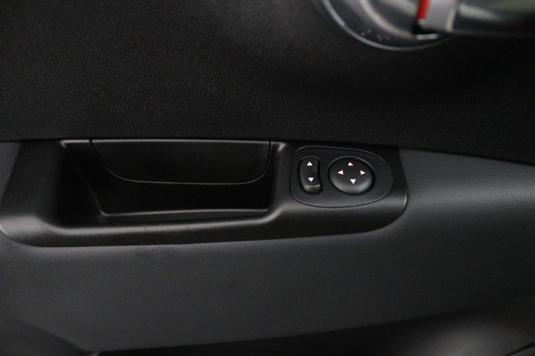 Fiat 500 C - 1.4 T-Jet Abarth Competizione 70th Anniversary 23