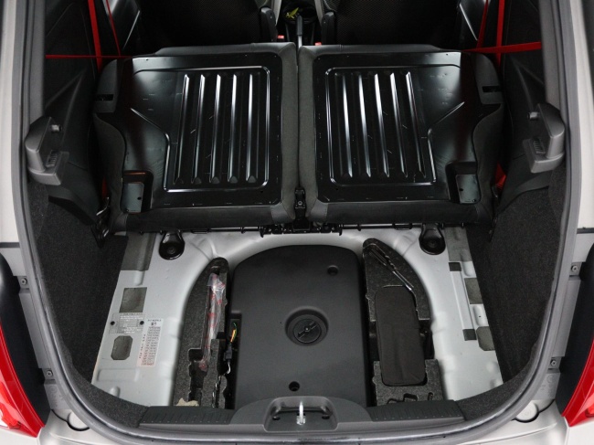 Fiat 500 C - 1.4 T-Jet Abarth Competizione 70th Anniversary