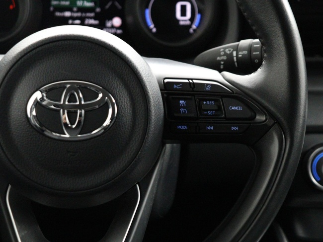 Toyota Yaris - 1.5 VVT-i First Edition