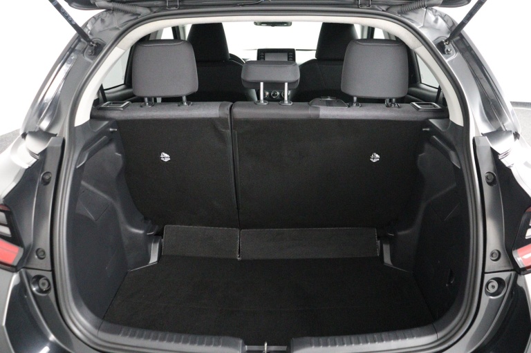 Toyota Yaris - 1.5 VVT-i First Edition 24