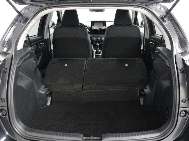 Toyota Yaris - 1.5 VVT-i First Edition