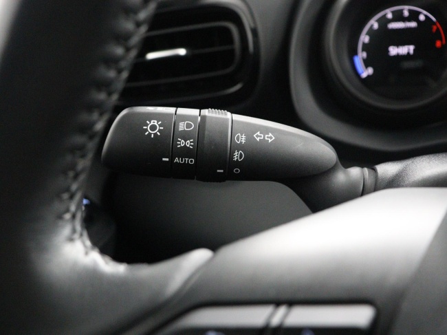 Toyota Yaris - 1.5 VVT-i First Edition