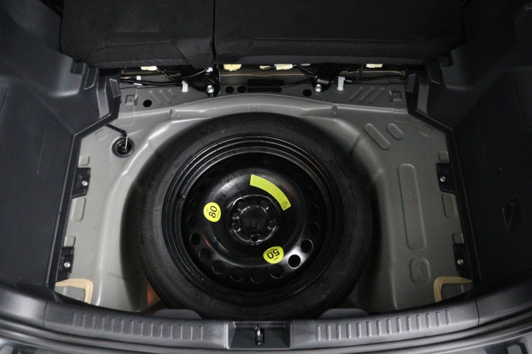 Toyota Yaris - 1.5 VVT-i First Edition 35