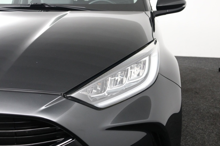 Toyota Yaris - 1.5 VVT-i First Edition 37