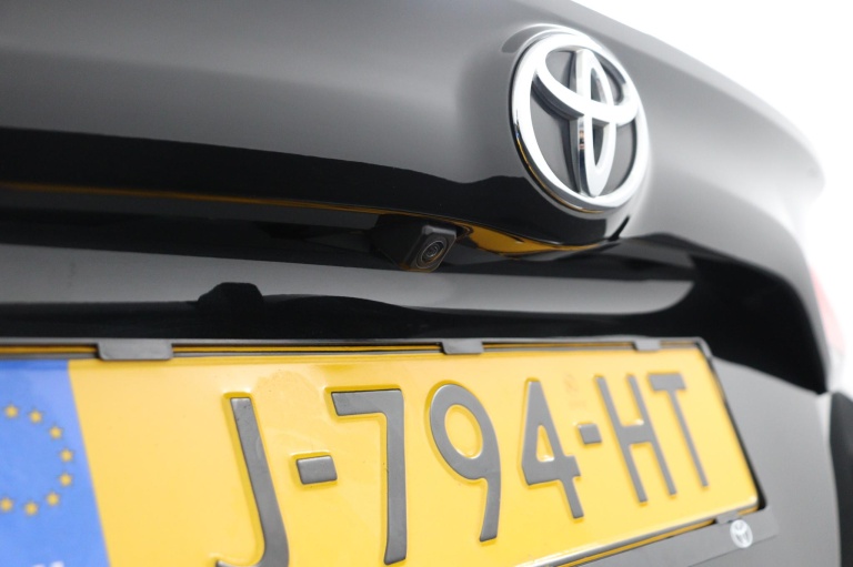 Toyota Yaris - 1.5 VVT-i First Edition 43