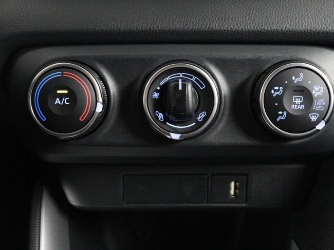 Toyota Yaris - 1.5 VVT-i First Edition