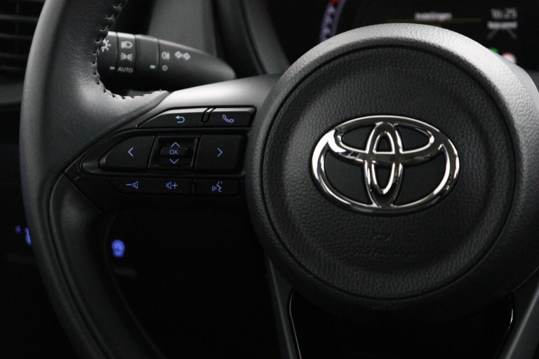 Toyota Aygo X - 1.0 VVT-i MT Play 17