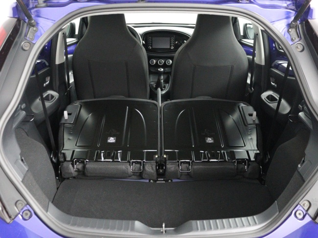 Toyota Aygo X - 1.0 VVT-i MT Play