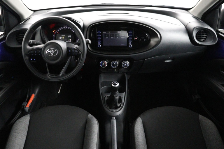 Toyota Aygo X - 1.0 VVT-i MT Play 4