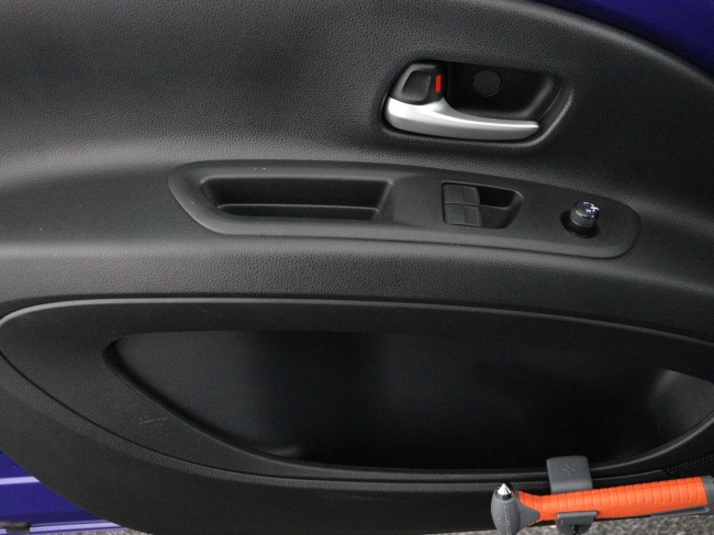 Toyota Aygo X - 1.0 VVT-i MT Play