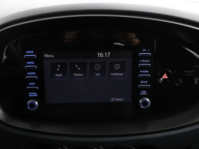 Toyota Aygo X - 1.0 VVT-i MT Play