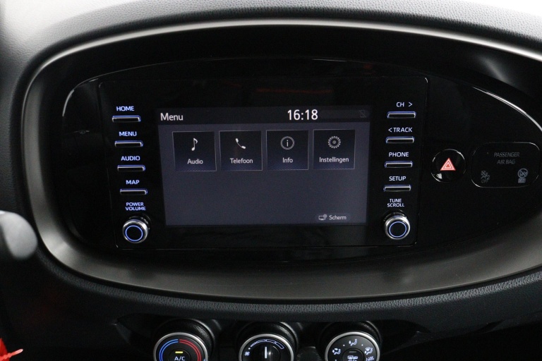 Toyota Aygo X - 1.0 VVT-i MT Play 43