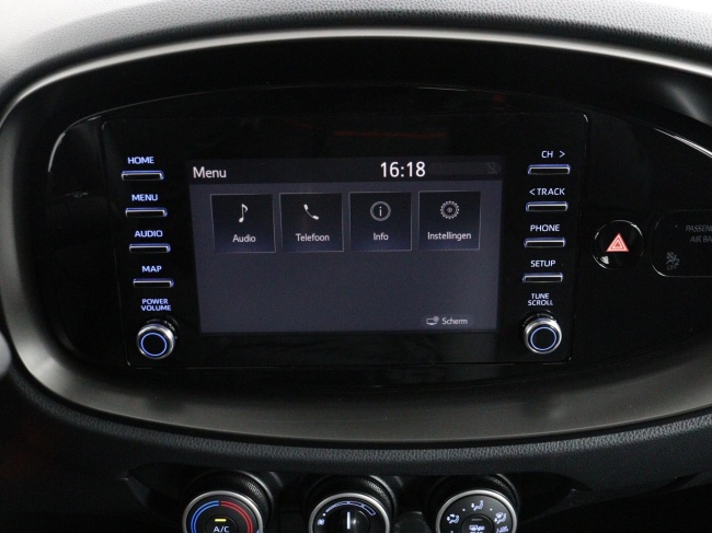 Toyota Aygo X - 1.0 VVT-i MT Play