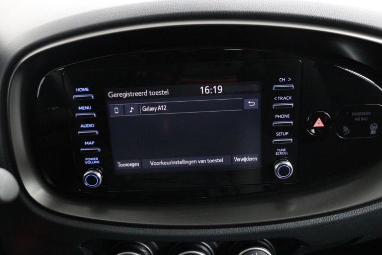 Toyota Aygo X - 1.0 VVT-i MT Play 44