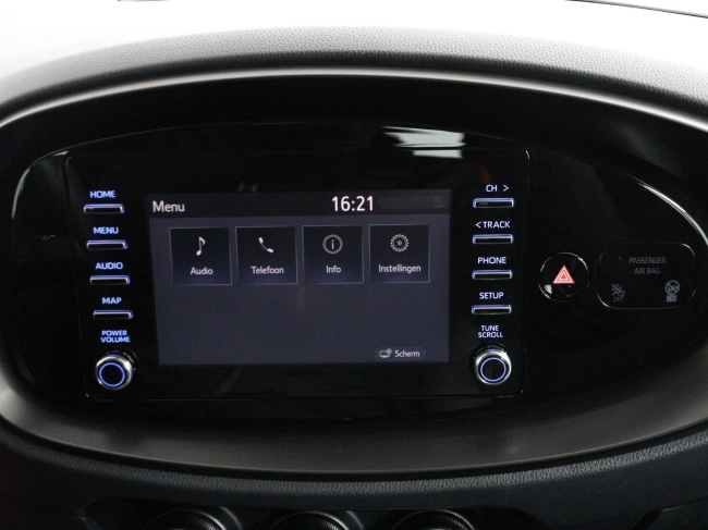 Toyota Aygo X - 1.0 VVT-i MT Play