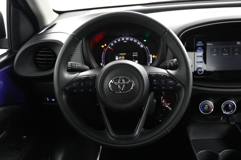 Toyota Aygo X - 1.0 VVT-i MT Play 53