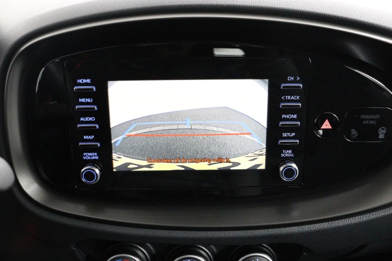 Toyota Aygo X - 1.0 VVT-i MT Play 9