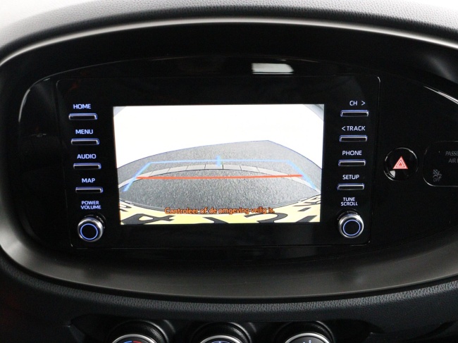 Toyota Aygo X - 1.0 VVT-i MT Play