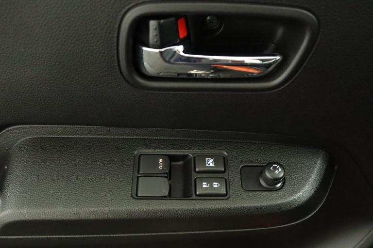 Suzuki Ignis - 1.2 Smart Hybrid Select 27