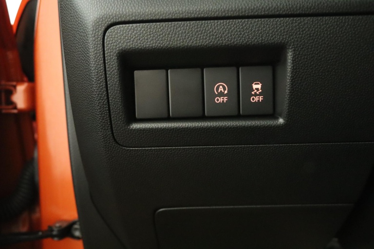 Suzuki Ignis - 1.2 Smart Hybrid Select 28