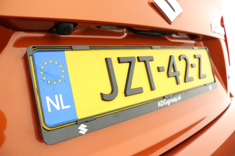 Suzuki Ignis - 1.2 Smart Hybrid Select 36