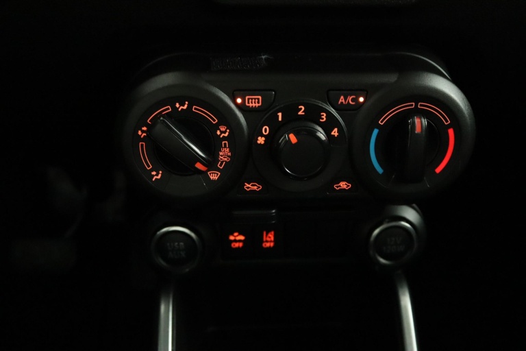 Suzuki Ignis - 1.2 Smart Hybrid Select 7