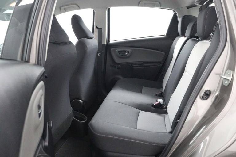 Toyota Yaris - 1.5 Hybrid Active 18