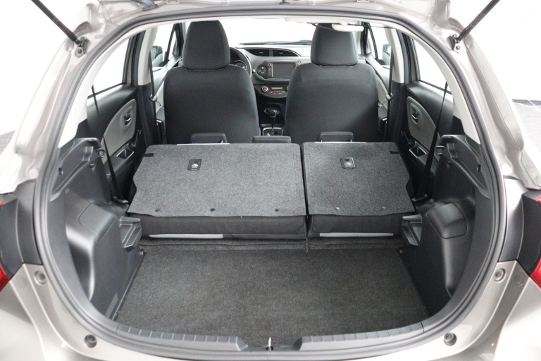 Toyota Yaris - 1.5 Hybrid Active 27