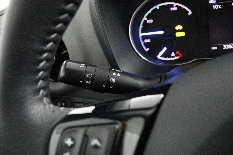 Toyota Yaris - 1.5 Hybrid Active 31