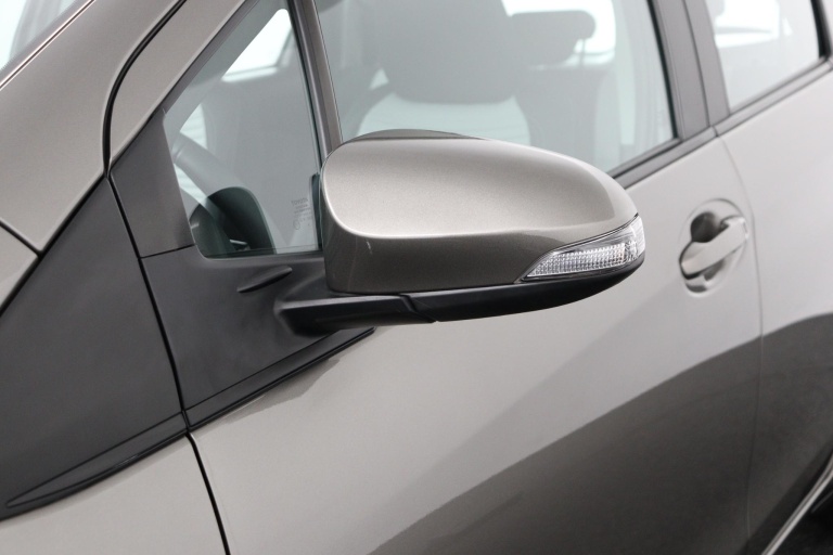 Toyota Yaris - 1.5 Hybrid Active 37