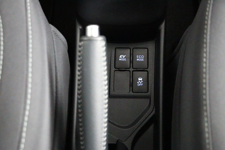 Toyota Yaris - 1.5 Hybrid Active 51