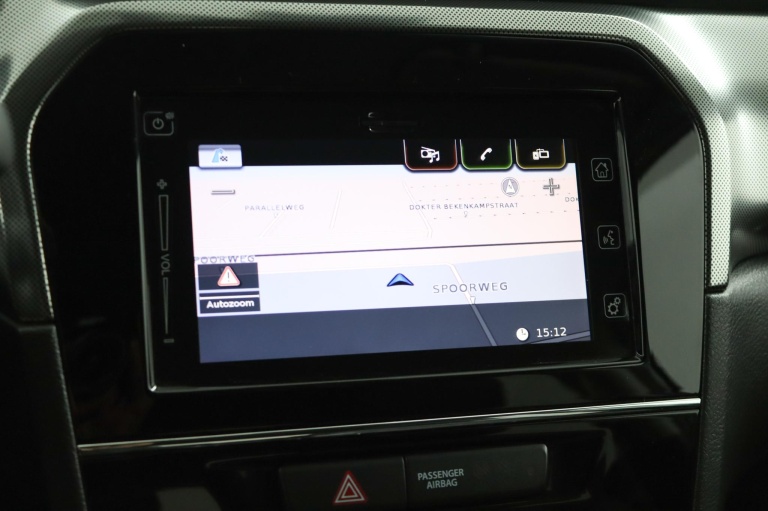 Suzuki Vitara - 1.5 Hybrid Style 28