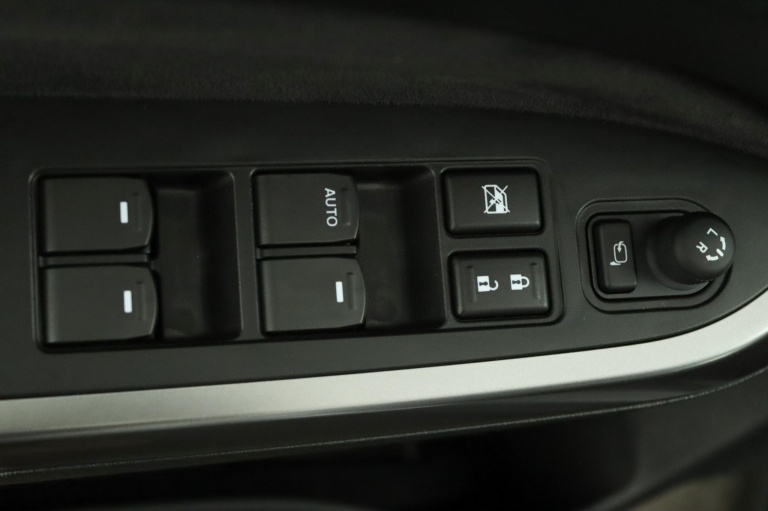 Suzuki Vitara - 1.5 Hybrid Style 29