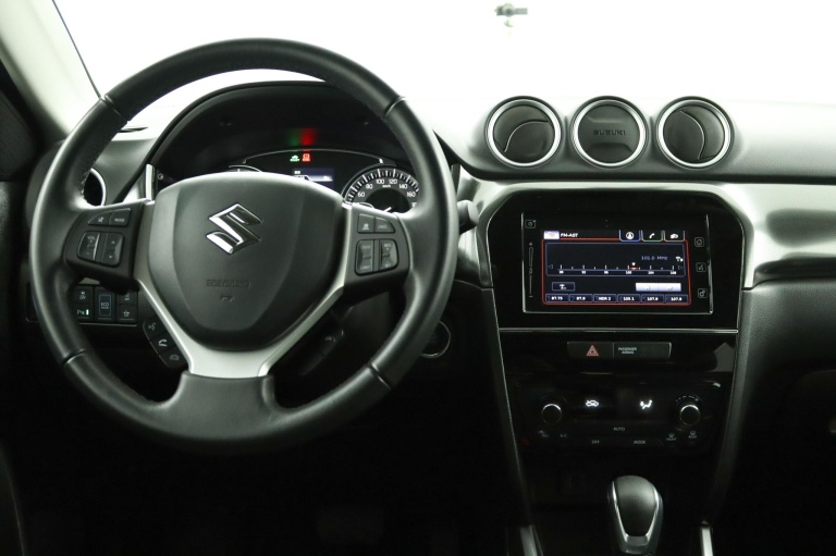 Suzuki Vitara - 1.5 Hybrid Style 67