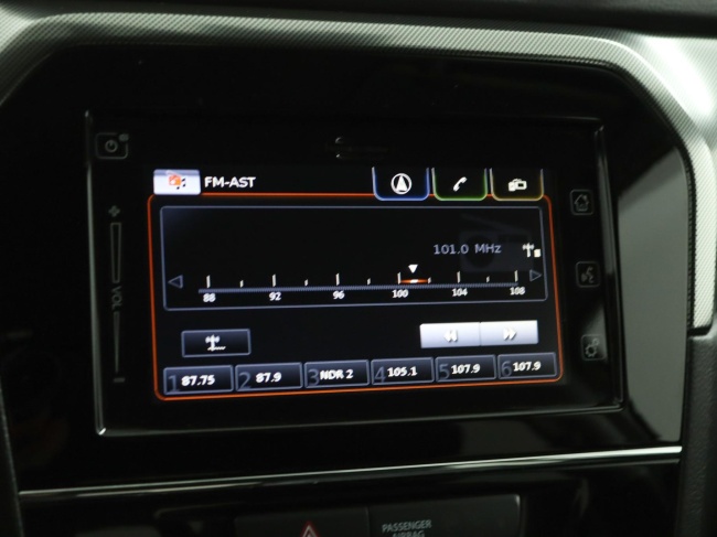 Suzuki Vitara - 1.5 Hybrid Style