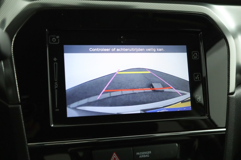 Suzuki Vitara - 1.5 Hybrid Style 9