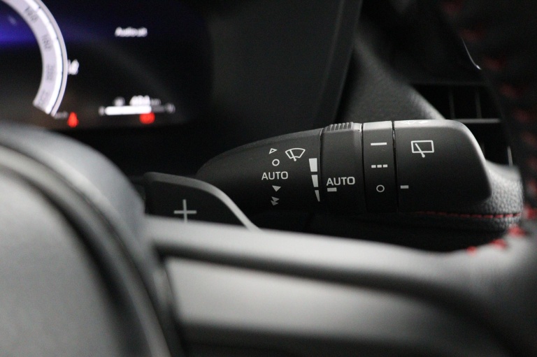 Toyota RAV4 - 2.5 Plug-in Hybrid AWD Style 33